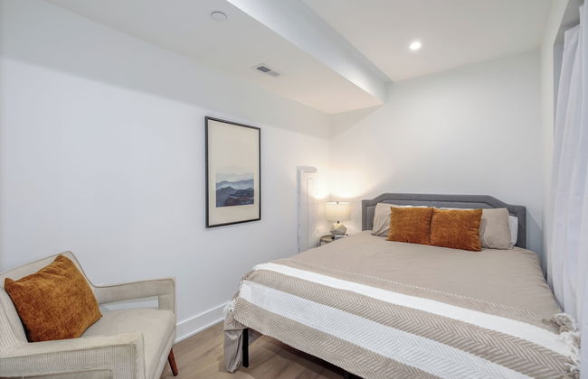 Capitol Hill Suites - Unit 3 - Photo 1