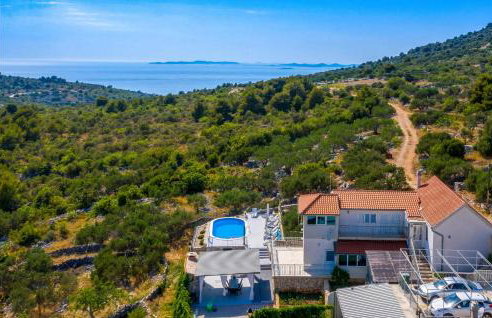 Four-Bedroom Holiday Home In Primosten - Foto 2