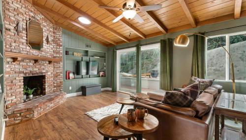 Designer 4 BR La Mesa Home w/ Yard and BBQ - Foto 3