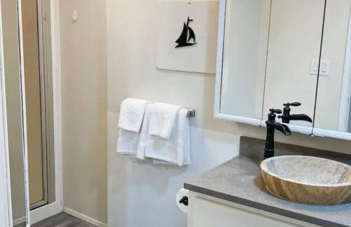 3-bedroom Cozy Waterfront Cottage - Foto 12