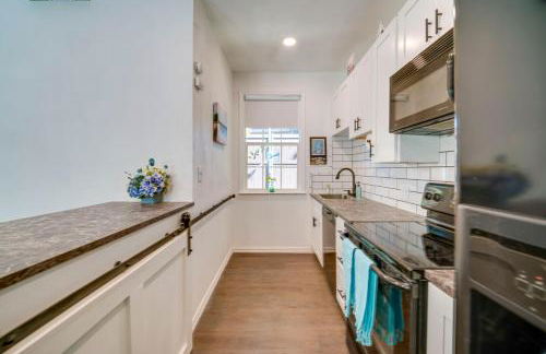 Pet-Friendly Getaway with Projector in Lake Dallas! - Foto 10