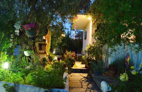 Sonia's House with Garden - Foto 42