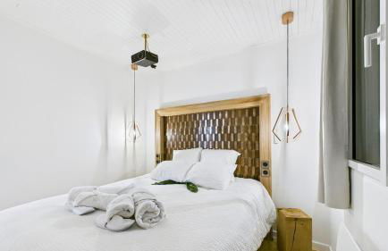 Premium suite with jacuzzi - Photo 24