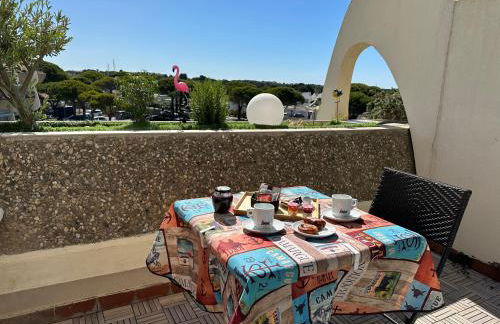 Superbe studio, terrasse, piscine, parking - Photo 2