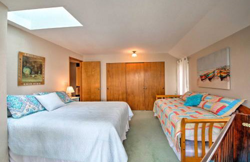 Waterfront Bainbridge Island Home Stunning Views! - Foto 23