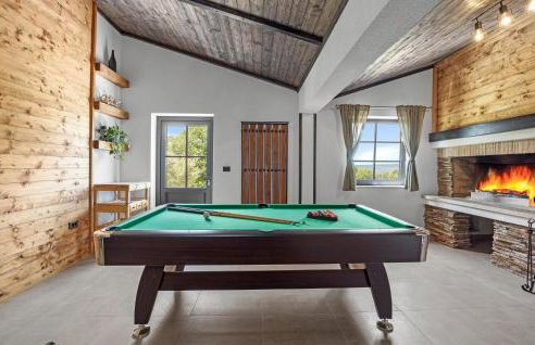 4 Bedroom Lovely Home In Labin - Photo 8