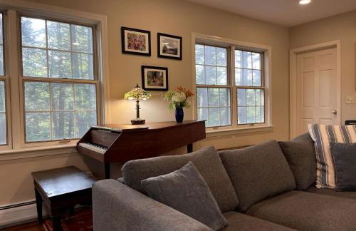 Unique Ski Rental in Berkshires Charlemont Near Hawley State Forest, Plainfield, Western Massachusetts - Foto 45