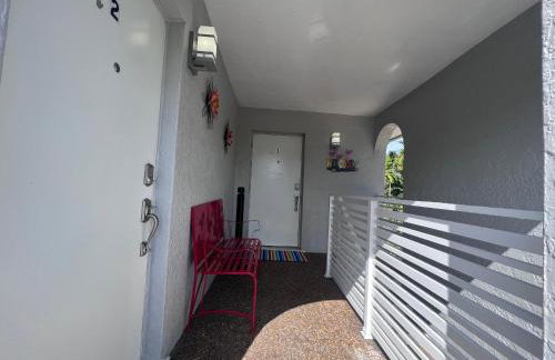 Stylish Studio Apartment By Miami International Airport - Photo 17