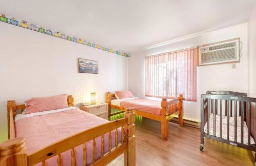 Cozy Cabin at Poconos With Hot Tub and Fire Pit - Foto 23