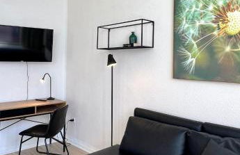 BEGE APARTMENTS DeskSide - Photo 41