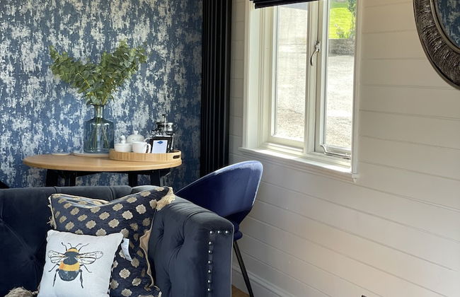 Cosy Lodge With Private Hot Tub in Tottergill Farm - Foto 5