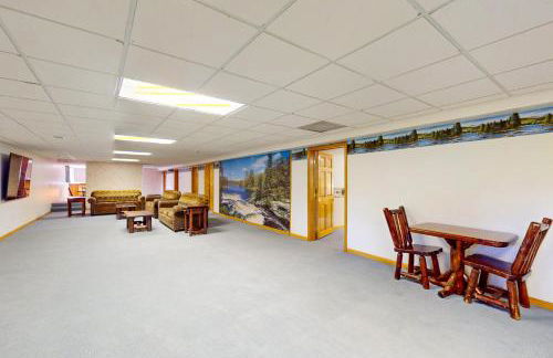 The 19th Hole Lakeside - Photo 27