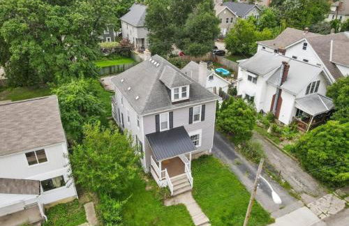 The Indiana Stunner - Photo 51