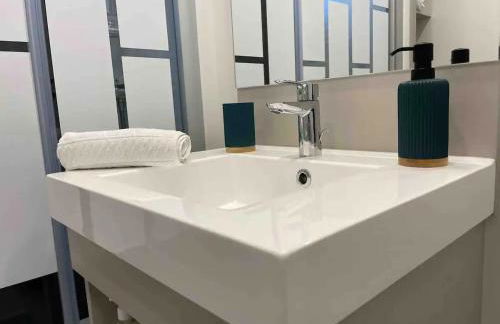 Cottage La Petite Bauloise - Piscine sous dôme - Parking - Foto 35