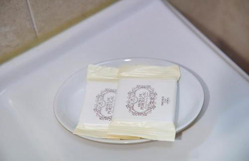 Spacious Apt Near Beach & Train, By TimeCooler - Foto 39