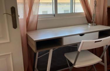 Two Bedroom Apartment in Málaga Center with Views - Photo 22