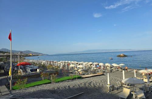 Casa La Ferula apt2 vicino al mare e Taormina con balcone - Foto 22