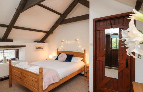 The Coach House - Photo 17