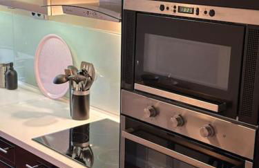 Renovado com AC, 2 WC completos, terraço e garagem - Foto 64