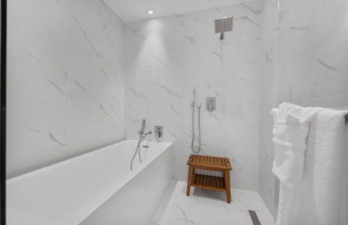 2BR 2BA condo with ocean views in Luxury Resort Amrit - Photo 24