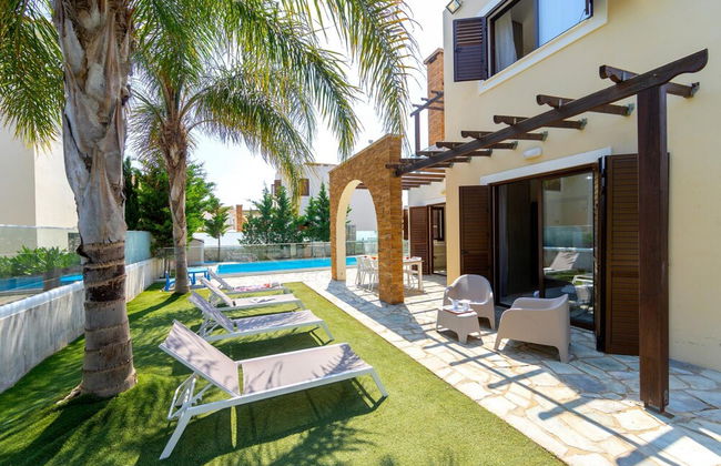 Ayia Napa Ionion Seaside Villa - Photo 18