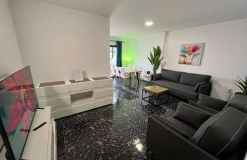 3 dormitorios. Terraza. Bus stop - Foto 21