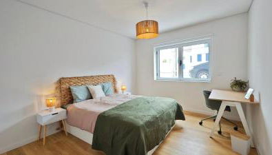 Ocean Breeze Apartment with a pleasant Patio - Photo 2