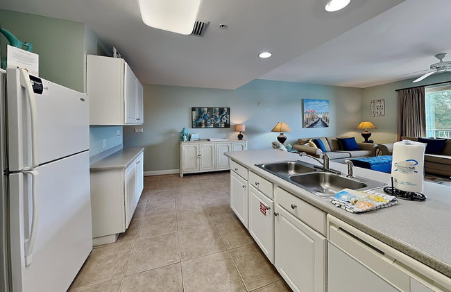Beach Resort by Southern Vacation Rentals - Photo 17