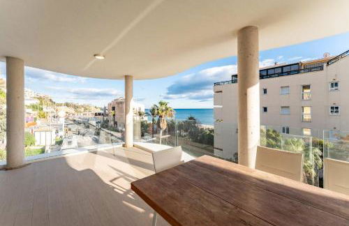 THE WAVE Apartamento de lujo con vistas al mar y parking privado - Foto 10