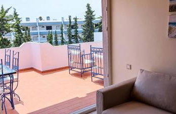 Blue & Yellow Penthouse with Terrace at Balaia Mar - Foto 18