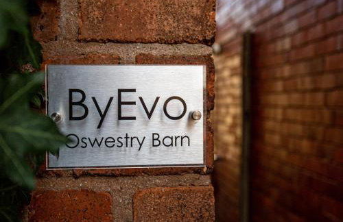 ByEvo Oswestry Barn - Quirky romantic retreat or Cosy contractor base - Foto 16
