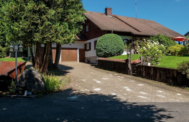 Apartment in Gutenbach With Nearby Forest - Foto 1