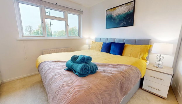 Parlaunt House - 3 Bedroom With Free Parking - Foto 2, Quarto