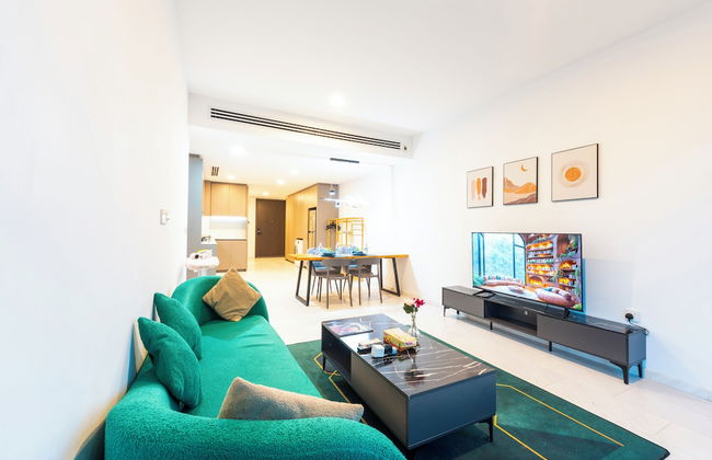 Moonway Luxury Suites At Eaton Residence - Photo 74