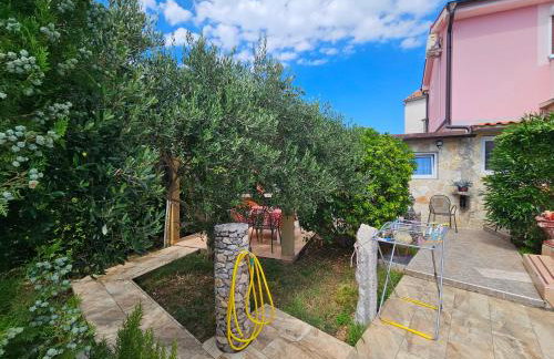 Villa Kate, with a private swimming pool and garden - Foto 63