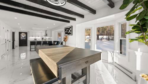 NEW Modern Barrel Getaway HOT TUB & Game Room - Foto 2