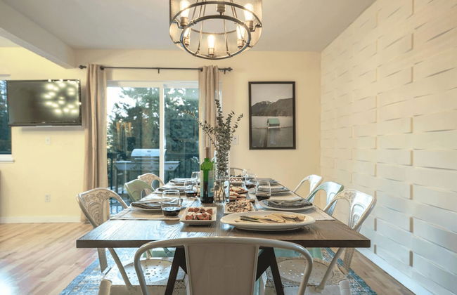 Alpine Bay by Avantstay 5mins To Diamond Peak Skiing w/ Expansive Deck - Foto 3