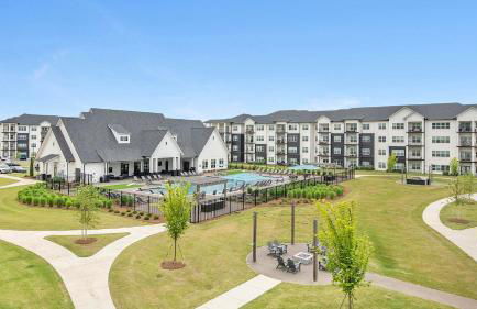 Landing Amazing 3BD Pool Yoga Studio - Photo 37