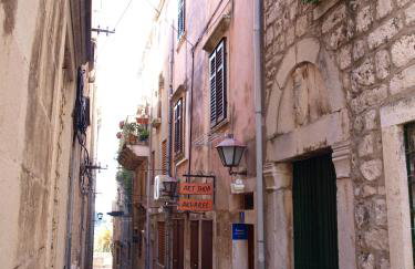 Leut Apartment - Photo 6