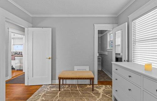 Bankers Hill Hideaway with AC Views and Parking - Foto 26