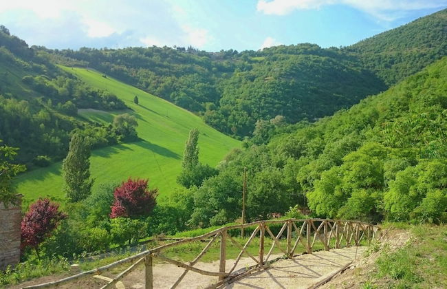 Spacious Villa With Pool in Fabriano Italy - Foto 75