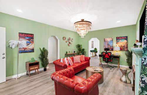 NEW! Havana Nights Villa ! Walk to Calle Ocho! - Foto 3