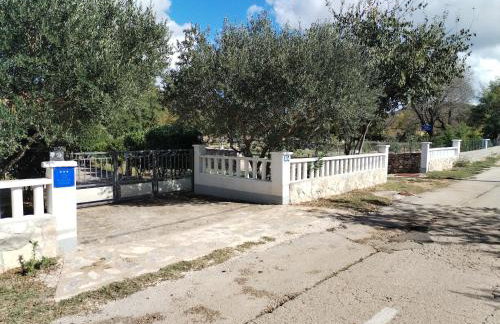 Holiday Home Višnja with Pool - Photo 25