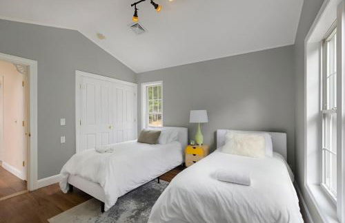 Nature Getaway Charming Villa Near Trails & Parks - Foto 74