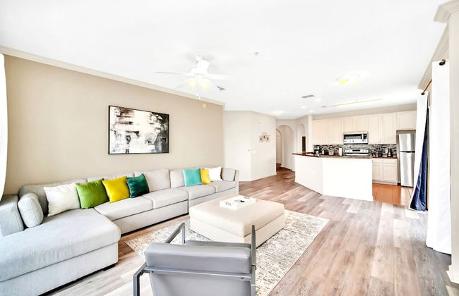 Upstay - Pet-friendly Suite w Hot Tub Pool Sauna - Foto 1