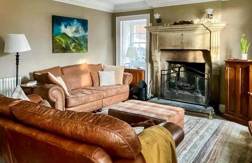 Bradley Hall - Foto 2