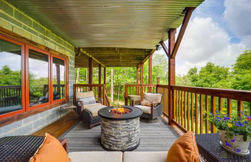 1 Mi to Beech Mtn Cabin with Fire Pit and BBQ! - Foto 2