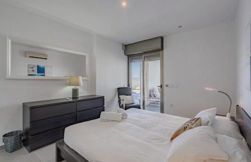 Villa Elisabetta, Luxury Villa with Heated Pool Ocean View in Adeje, Tenerife - Foto 20