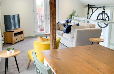 The Mews Pet Friendly and Parking - Foto 8