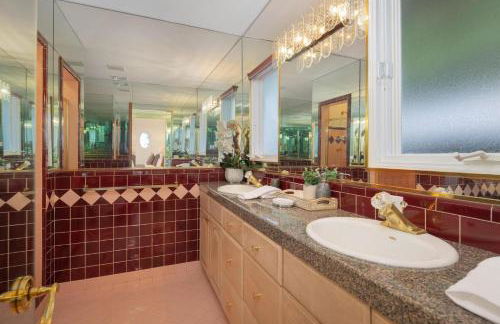 Stradella Spanish - Contemporary Mediterranean Estate w/ Resort-style Yard - Photo 70